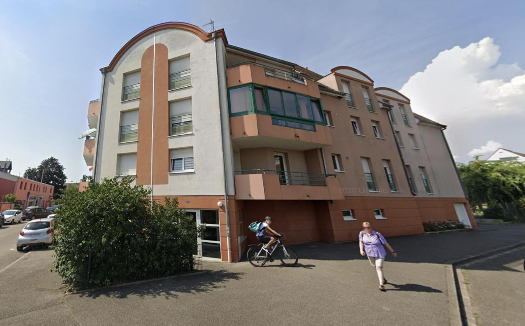 Superbe Duplex Proche Centre Parking Gratuit Appartement